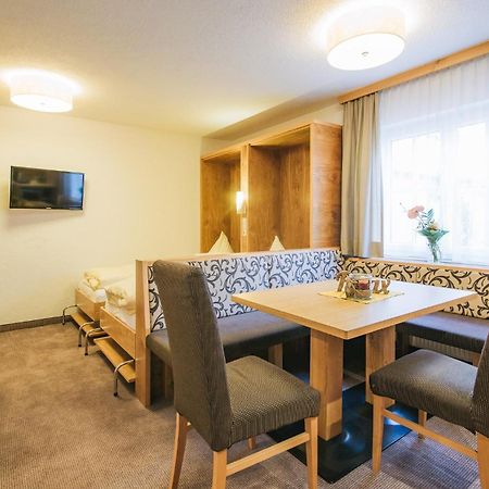 Arlen Lodge Hotel Inkl Premium Karte Im Sommer Санкт Антон ам Арлберг Екстериор снимка