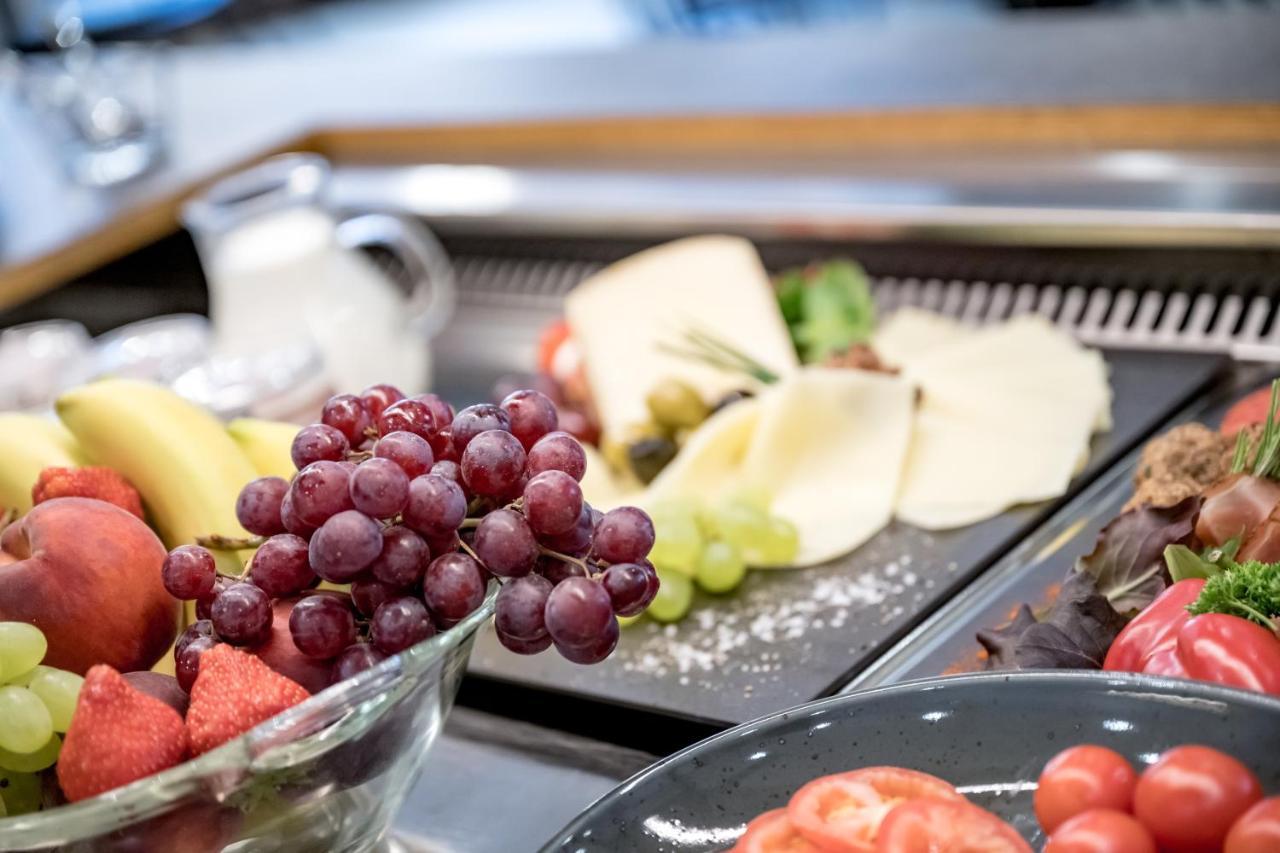 Arlen Lodge Hotel Inkl Premium Karte Im Sommer Санкт Антон ам Арлберг Екстериор снимка