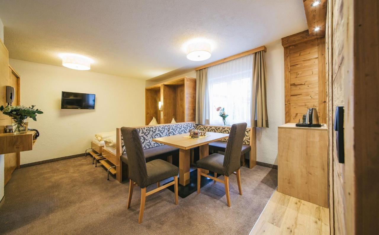 Arlen Lodge Hotel Inkl Premium Karte Im Sommer Санкт Антон ам Арлберг Екстериор снимка