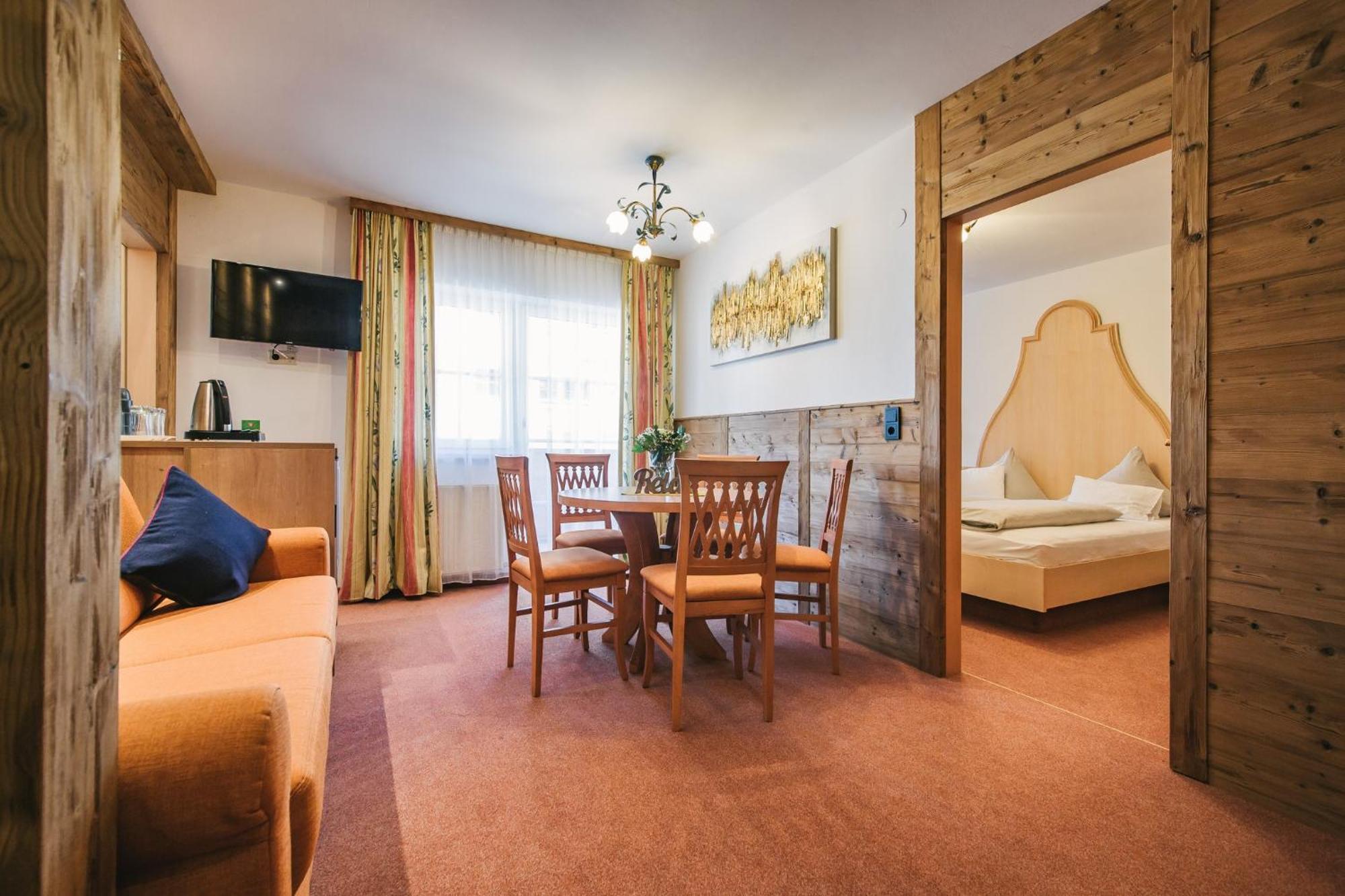 Arlen Lodge Hotel Inkl Premium Karte Im Sommer Санкт Антон ам Арлберг Екстериор снимка