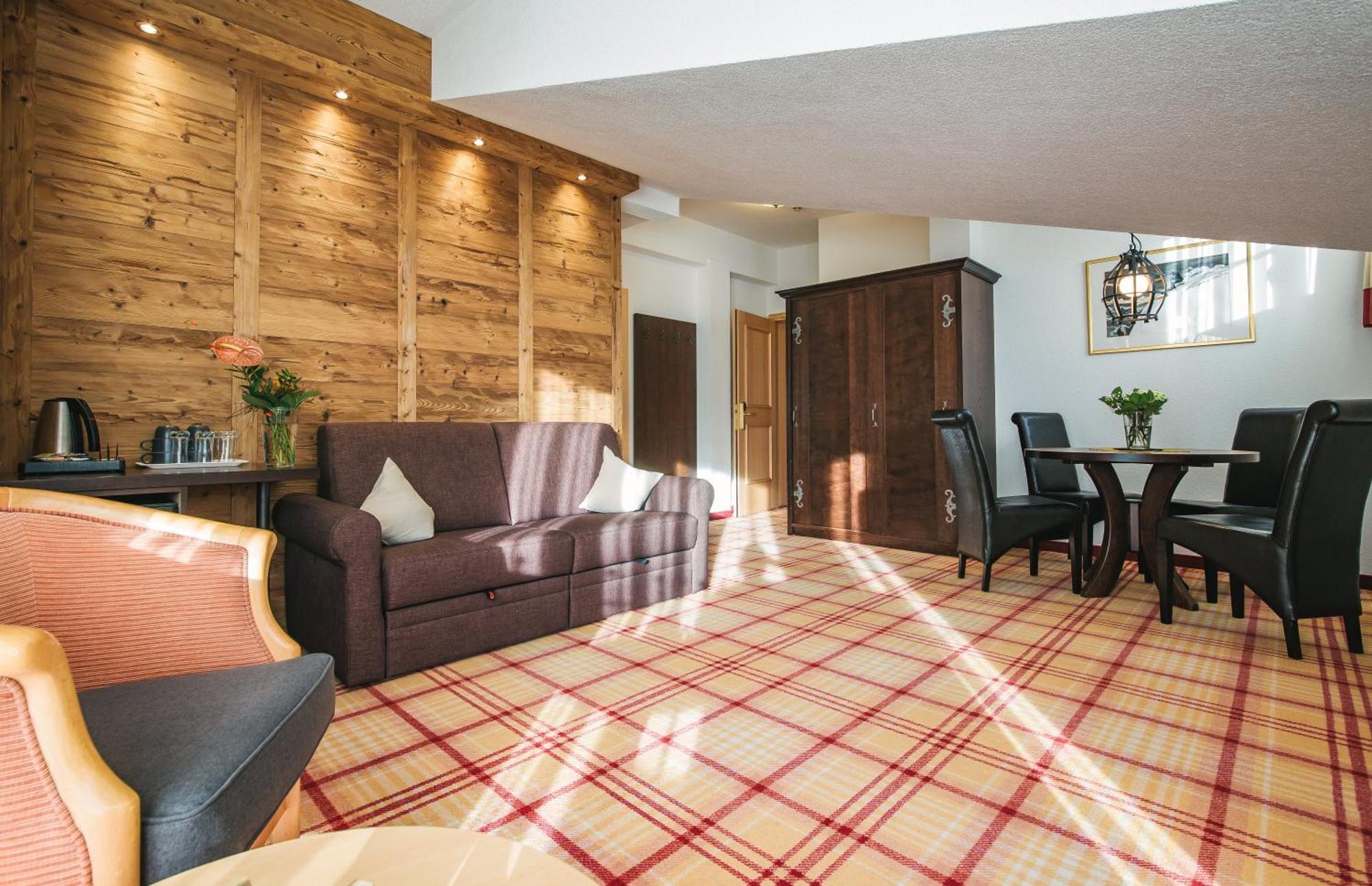 Arlen Lodge Hotel Inkl Premium Karte Im Sommer Санкт Антон ам Арлберг Екстериор снимка